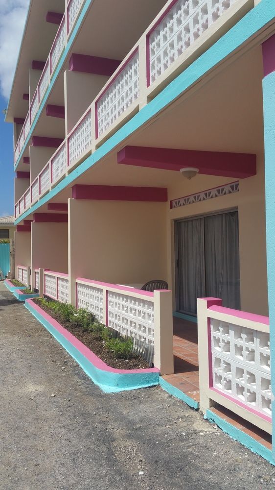 Melrose Beach Apartments Inc 브리지타운 외부 사진